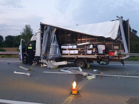 Unfall auf der Autobahn A1 – eine Person schwer, eventuell lebensgefährlich, verletzt
