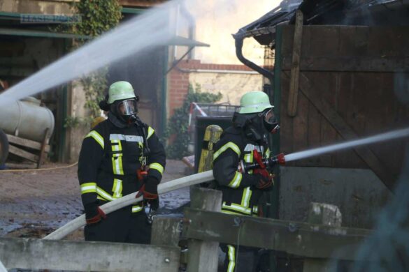 Pferdestall bei Brand in Wallenhorster Ortsmitte zerstört