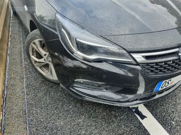 Unfälle bei Spurwechseln auf Autobahn A30 und Bundesstraße B68