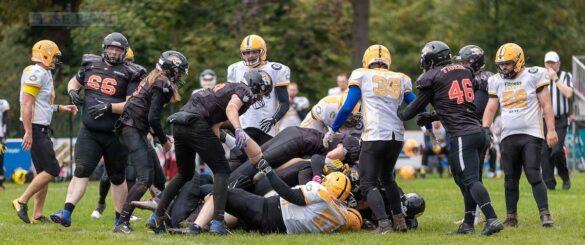 Footballspiel Osnabrück OSC Tigers gegen Göttingen Generals / Foto: Dieter Reinhard Footballspiel Osnabrück OSC Tigers gegen Göttingen Generals / Foto: Dieter Reinhard