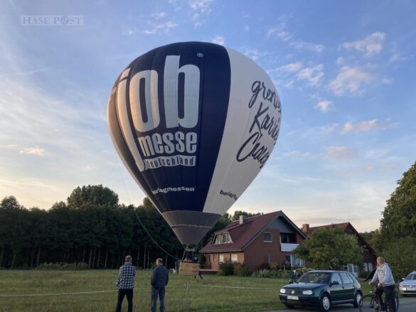 Viele Zuschauer bei der Landung in Rulle / Foto: Schulte