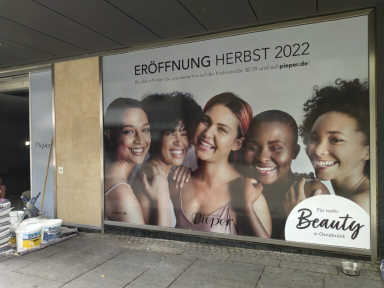 Am ehemaligen Standort der Douglas-Filiale, Große Straße 49, zieht am 30. September die Parfümerie Pieper ein. / Foto: Tischer