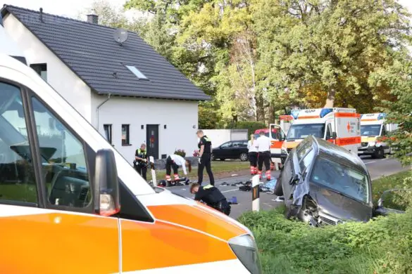 Zwei Schwerverletzte: Auto erfasst Motorroller in Hagen, PKW-Fahrer alkoholisiert