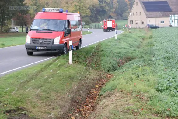 PKW überschlägt sich in Melle, junger Fahrer wird verletzt