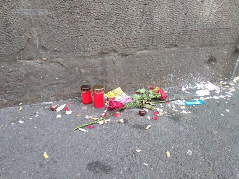 Am 4. Oktober ist kaum noch etwas von der Trauerstelle übrig. / Foto: Tischer
