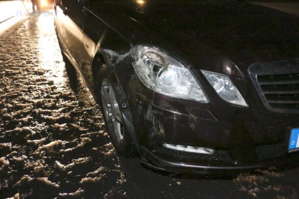 Glätteunfälle auf der Autobahn A1, Karambolage mit fünf Autos auf der A33