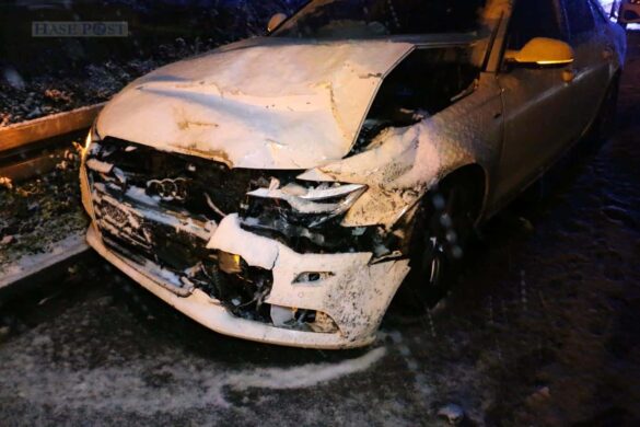 Glätteunfälle auf der Autobahn A1, Karambolage mit fünf Autos auf der A33