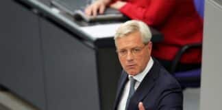 Röttgen verlangt mehr deutsche Verantwortung für Europa