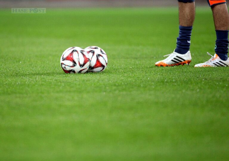 Fußball (Symbolbild)
