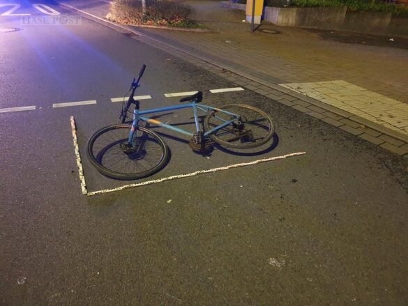 Radfahrerin bei Zusammenstoß mit PKW in Bad Iburg verletzt – Fahrrad ohne Licht unterwegs