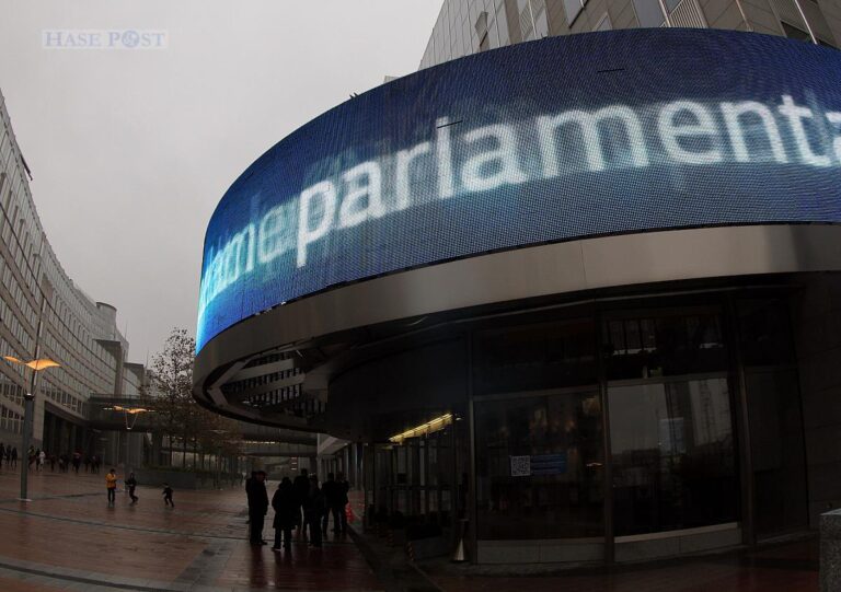 Barley will strengere Korruptionsüberwachung für EU-Parlament