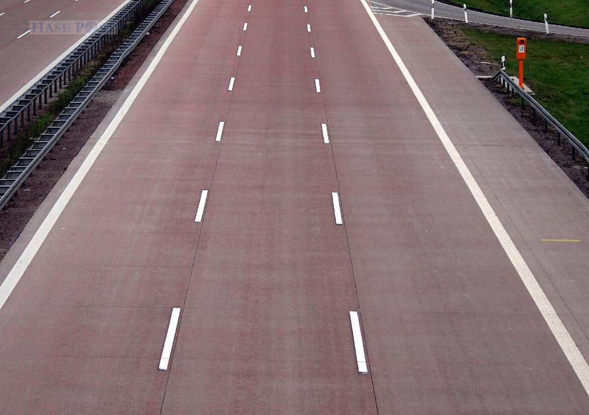 Autobahn (Symbolbild)