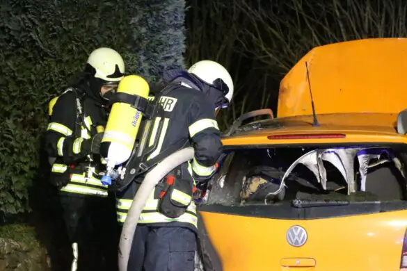 Mülltonne und PKW brennen in Belm Mülltonne und PKW brennen in Belm