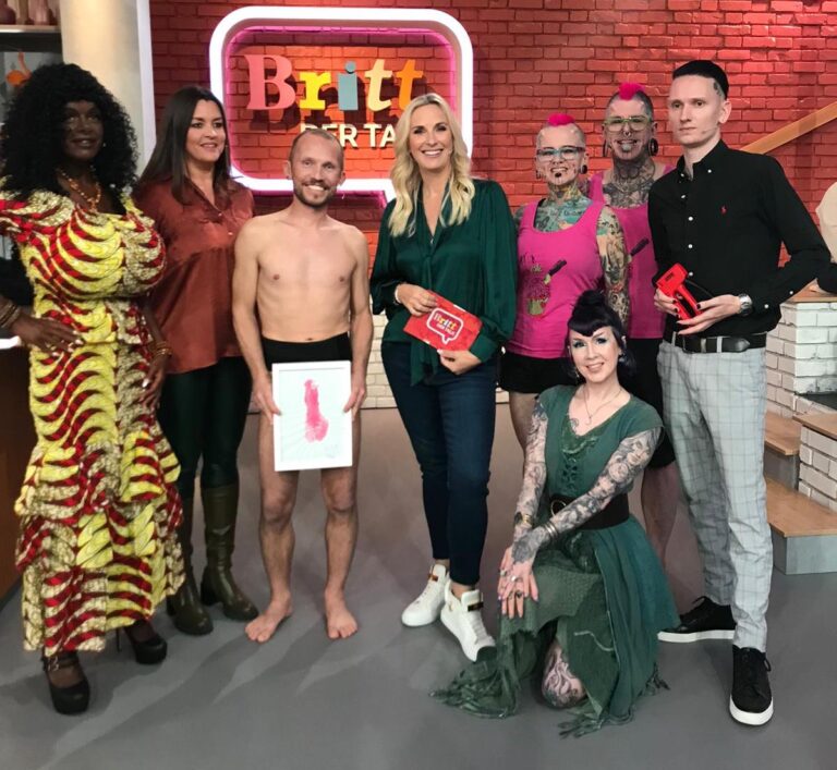 Rene Lukas Krüger (rechts) bei "Britt - Der Talk" / Foto: SAT1/RedSeven