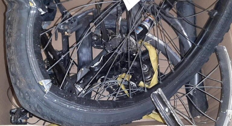 Zerstörtes Fahrrad / Foto: Bundespolizei