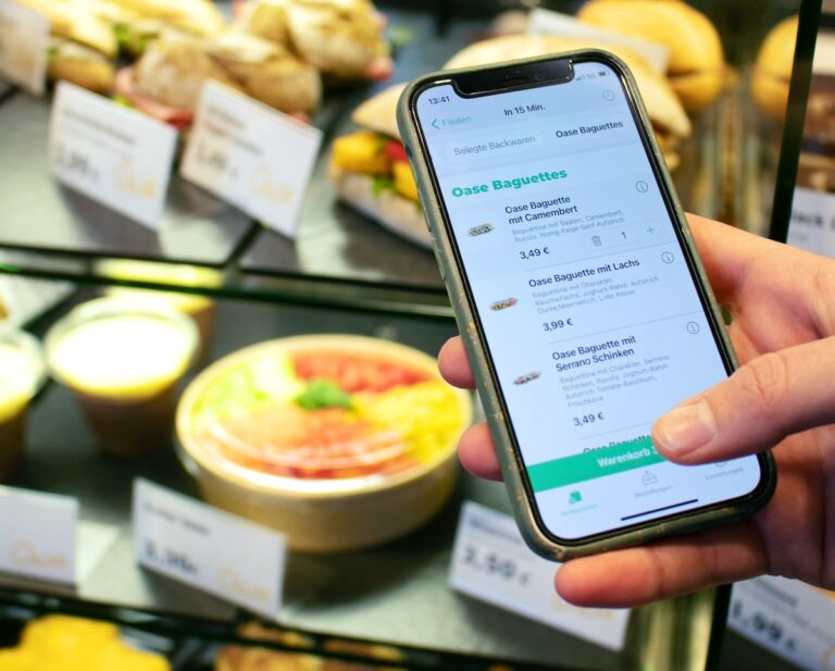 Snacks sind bei der Q1 jetzt per App bestellbar. / Foto: Lena Nick