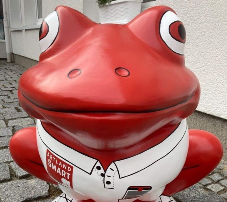Froschfigur / Foto: Polizei