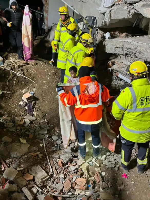 @fire5 Mutter mit Kind gerettet / Foto: @fire