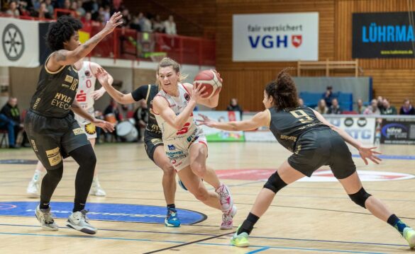 GiroLive-Panthers gewinnen mit 66:61 gegen die Royals aus Saarlouis. / Foto: Dieter Reinhard