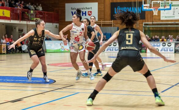 GiroLive-Panthers gewinnen mit 66:61 gegen die Royals aus Saarlouis. / Foto: Dieter Reinhard