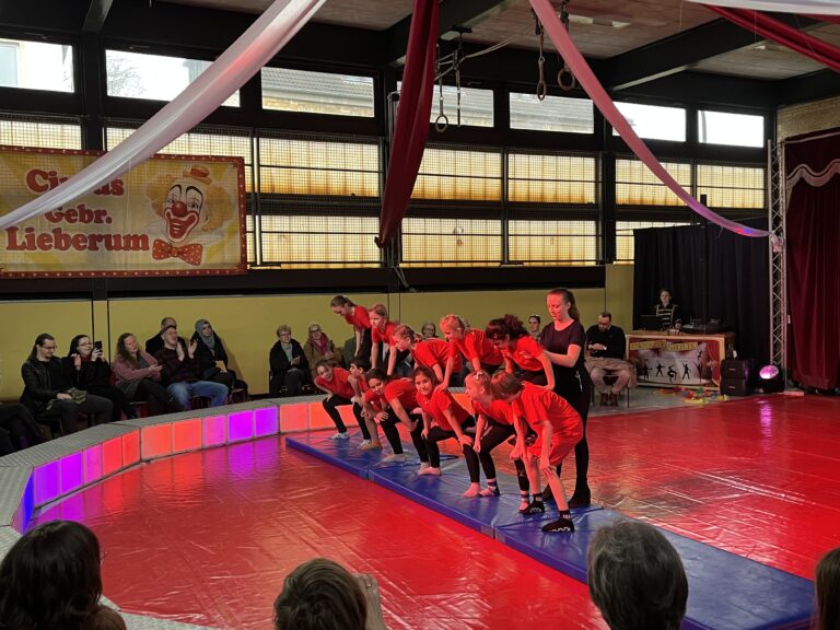Zirkus Lieberum an der Drei-Religionen-Schule / Foto: Alina Hirsch / Hasepost.de