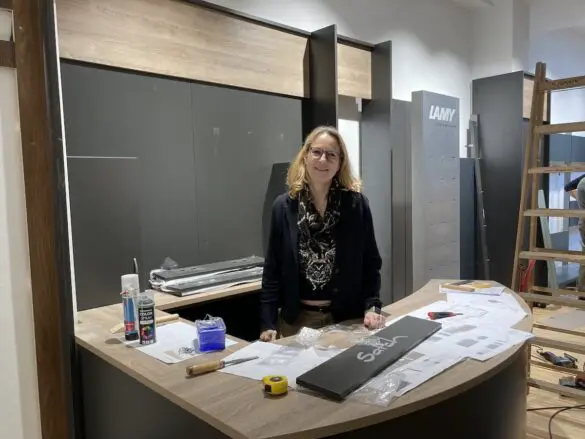 Sie sieht den neuen Standort als Neuanfang und Chance. / Foto: Schulte Prelle-Umzug auf der Zielgeraden: Neueröffnung am 3. März in der Krahnstraße 6