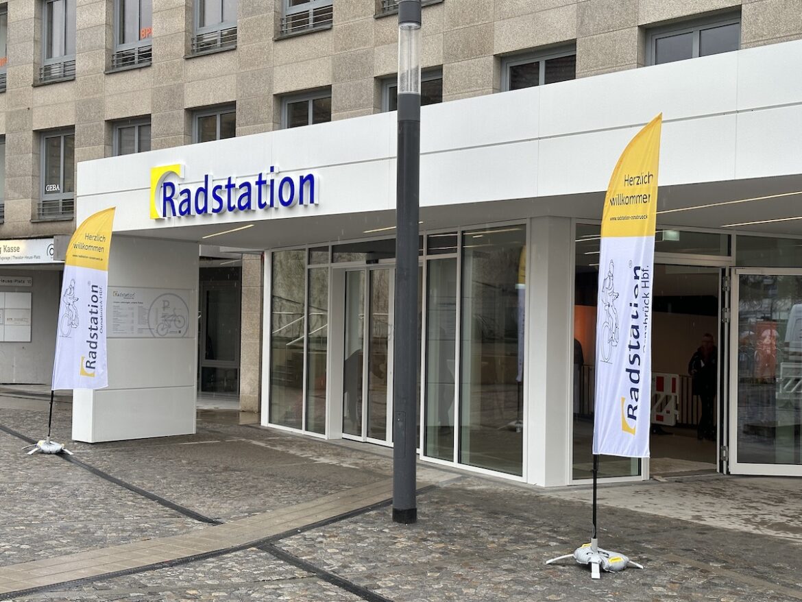Der Eingang zur Radstation Osnabrück am Hauptbahnhof.