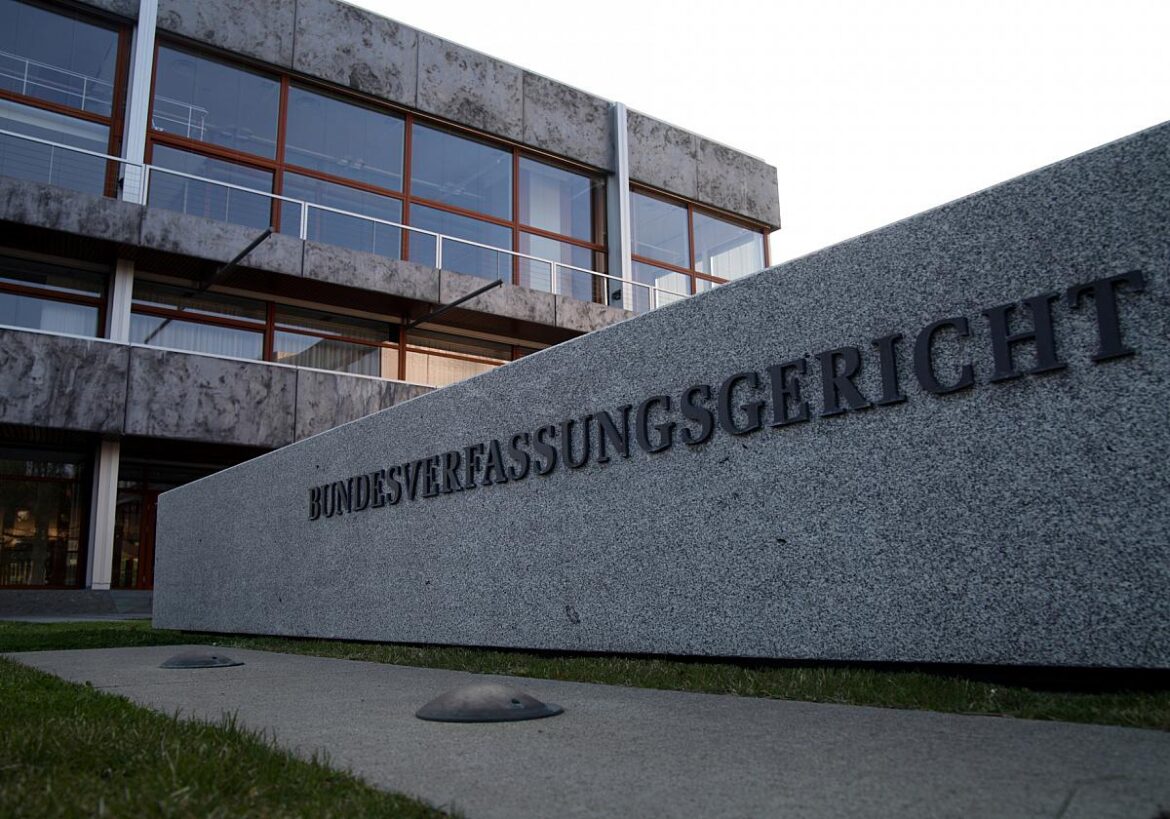 Union kündigt Verfassungsklage gegen Wahlrechtsreform an