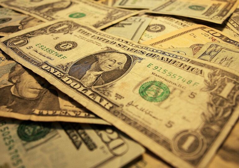 Zentralbanken wollen mehr Dollar-Liquidität bereitstellen