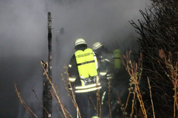 Holzhaus brennt auf Campingplatz in Melle ab