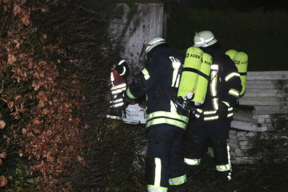 Holzhaus brennt auf Campingplatz in Melle ab