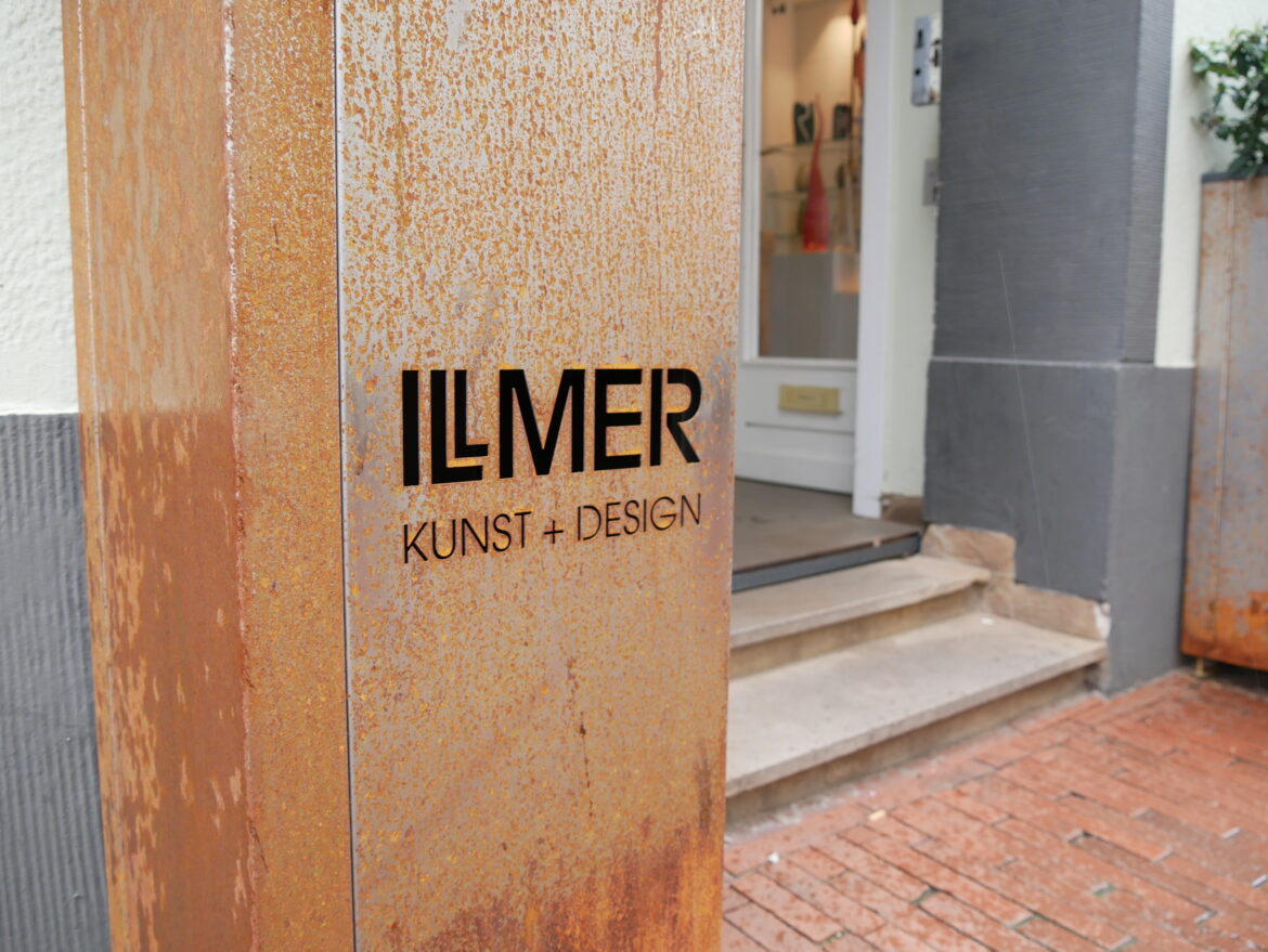 Das Kunsthandwerkgeschäft ILLMER schließt nach über 45 Jahren. / Foto: Rykov