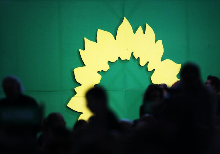 Grüne pochen auf Beibehaltung von Klimavorgaben für Sektoren