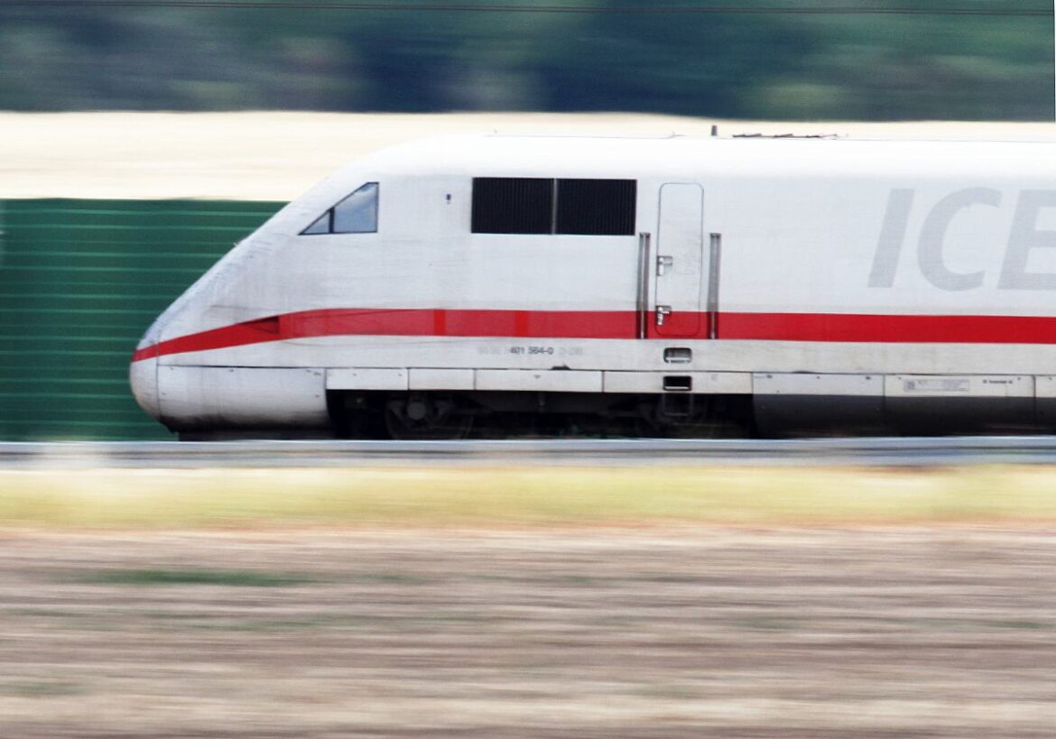 EVG gegen Zerschlagung von Deutscher Bahn
