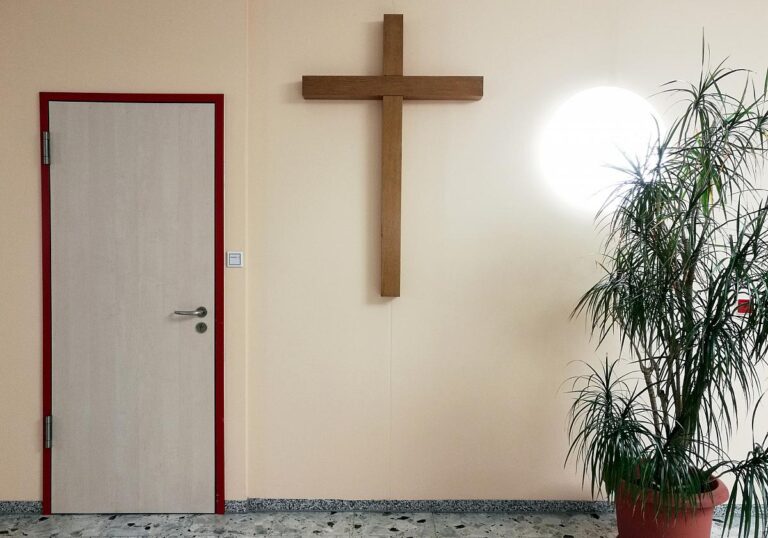 Union für Kirchenvertreter in Kommission zu Paragraf 218