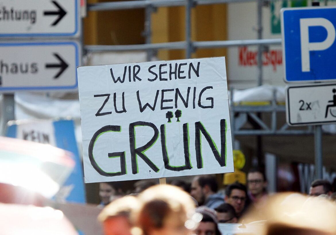 “Fridays for Future” relativiert Kritik an “Letzter Generation”