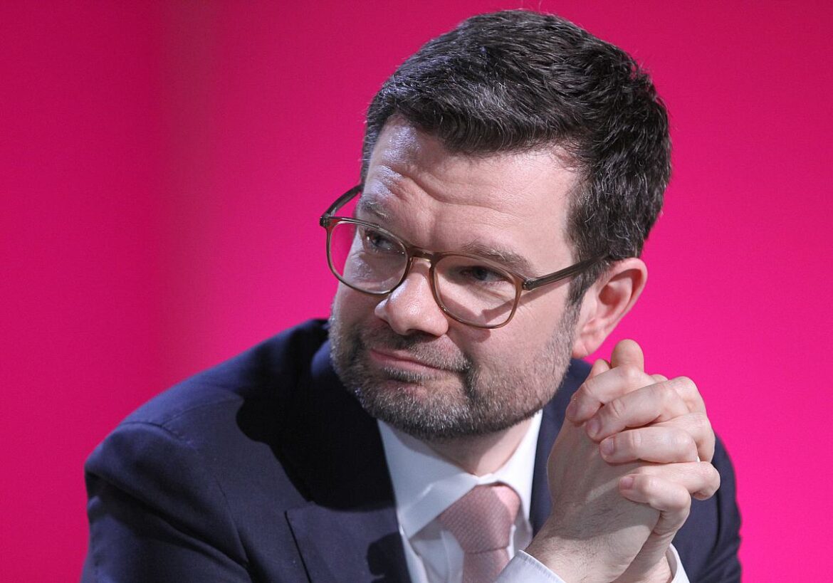 Buschmann verteidigt Straßenschlacht-Kritik an “Letzter Generation”