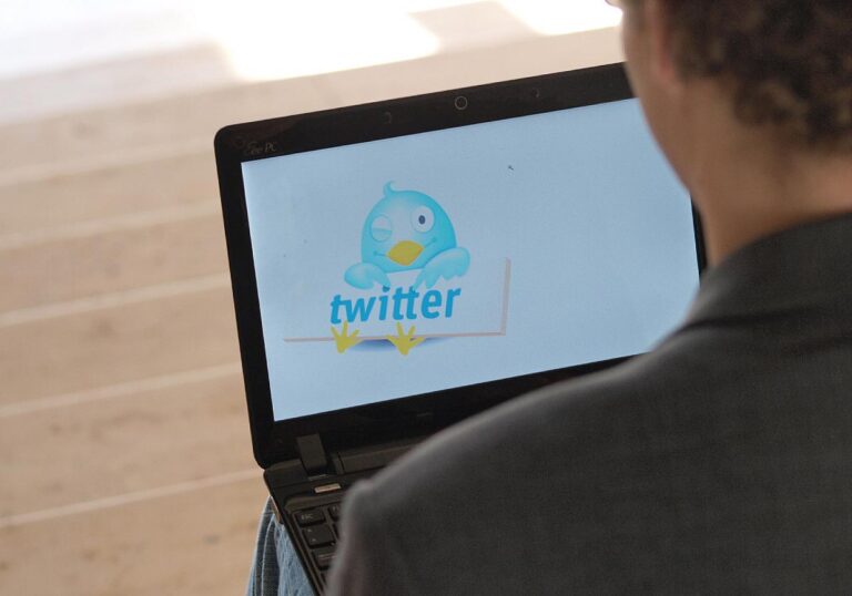Chebli begrüßt Bußgeldverfahren gegen Twitter