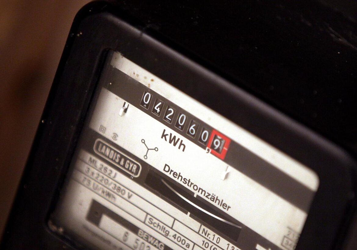 Landkreistagspräsident drängt Habeck zu Strompreisreform