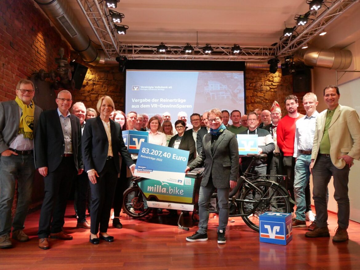 Vereinigte Volksbank eG spendet 83.207,40 Euro an regionale Einrichtungen