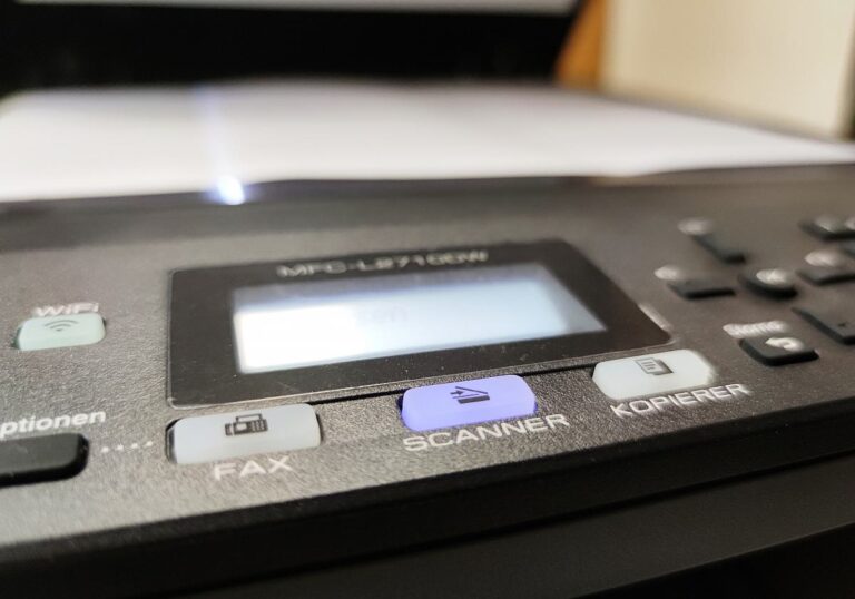 Umfrage: Nutzung von Faxgeräten in Unternehmen rückläufig