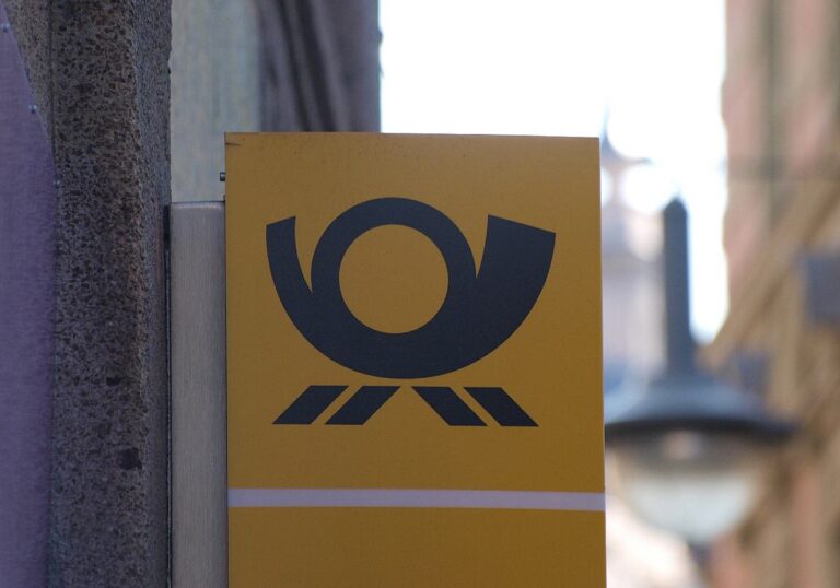 Postident hakt wegen Zinswende