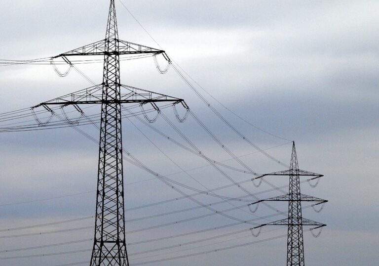 Strom (Symbolbild)