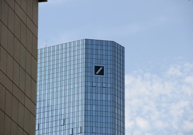 Deutsche Bank besorgt über weltwirtschaftliche Gesamtlage