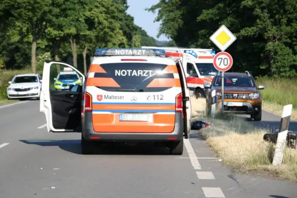 Tödlicher Unfall: PKW kollidiert mit zwei Motorrädern in Bramsche
