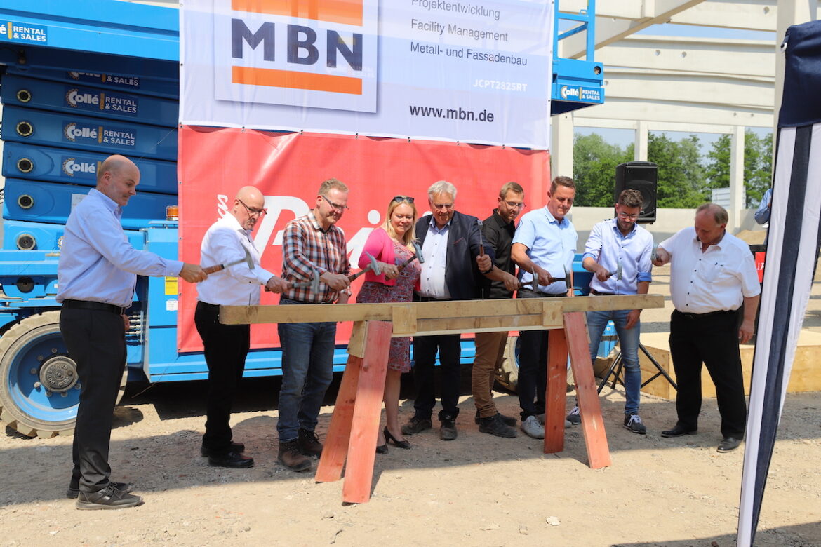 Richtfest für das Logistikzentrum von Thomas Philipps / Foto: Thomas Philipps