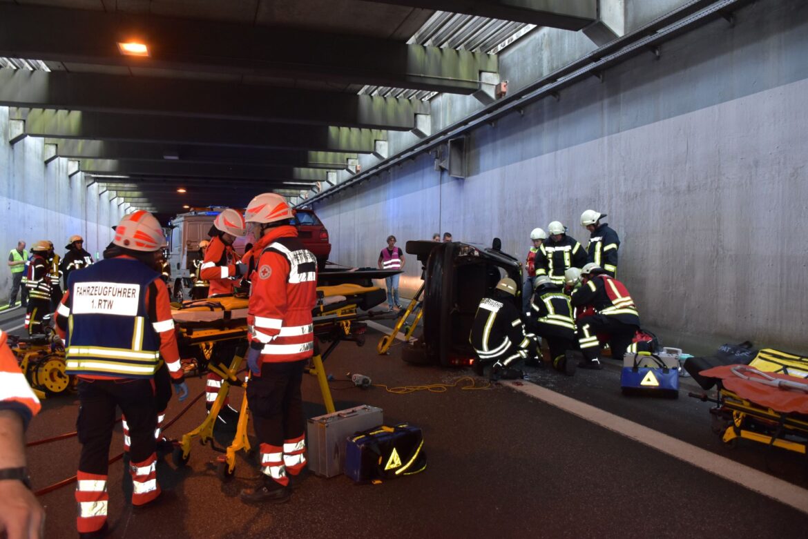 Übung eines Katastrophen-Szenarios im Autobahn-Tunnel der A33 in Dissen