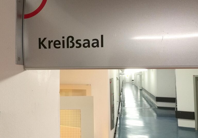 Kreißsaal in einer Klinik