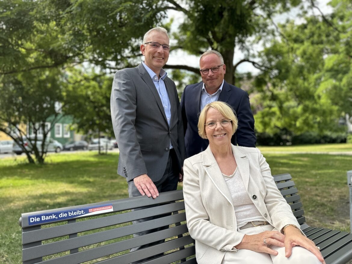 Der Volksbank-Vorstand: Holger Benitz , Heiko Engelhard und Beate Jakobs