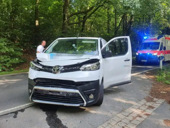 Motorradfahrer in Melle von Kleintransporter erfasst und schwer verletzt